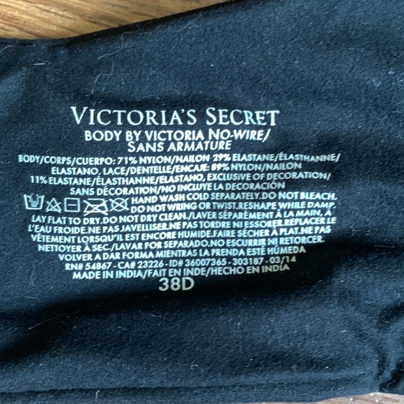 VS Wireless Bra (38D) - Picture 3 of 3